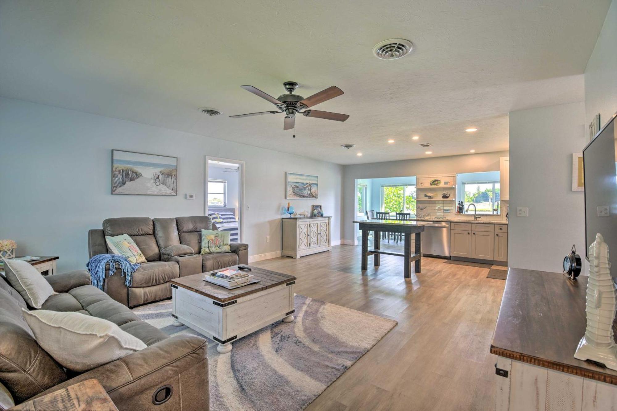 Waterfront Nokomis Escape With Dock, Kayaks And Bikes! Exterior photo