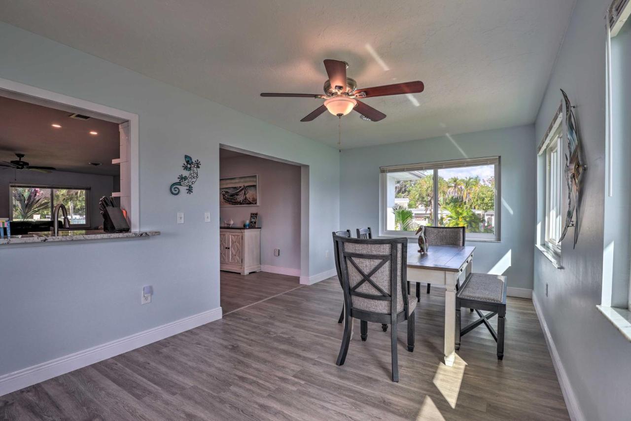 Waterfront Nokomis Escape With Dock, Kayaks And Bikes! Exterior photo
